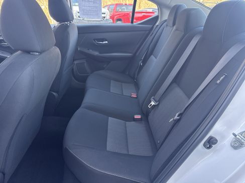 Used 2023 Nissan Sentra SV image 8