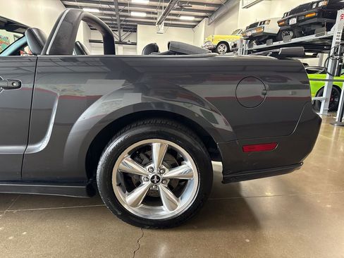 Used 2007 Ford Mustang GT image 55
