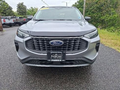 Used 2024 Ford Escape Active w/ Tech Pack #1 AWD/4WD image 9