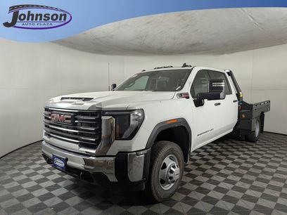 New 2025 GMC Sierra 3500 Pro w/ Convenience Package