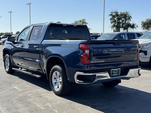 Certified 2021 Chevrolet Silverado 1500 LT RWD image 3