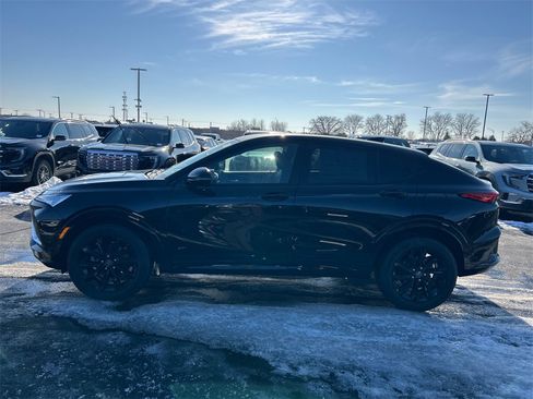 New 2026 Buick Envista Sport Touring image 5