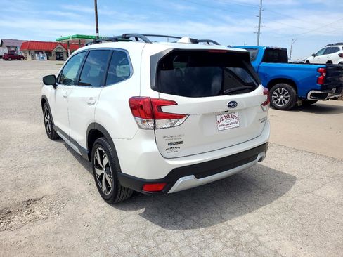 Used 2020 Subaru Forester Touring image 8