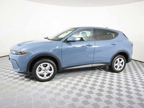 Used 2023 Dodge Hornet GT Plus image 2