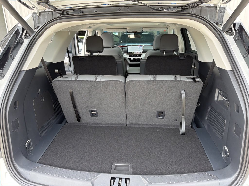 New 2026 Ford Explorer Active w/ Active Comfort Package AWD/4WD image 12