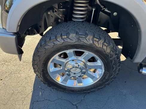 Used 2009 Ford F350 Harley-Davidson image 11