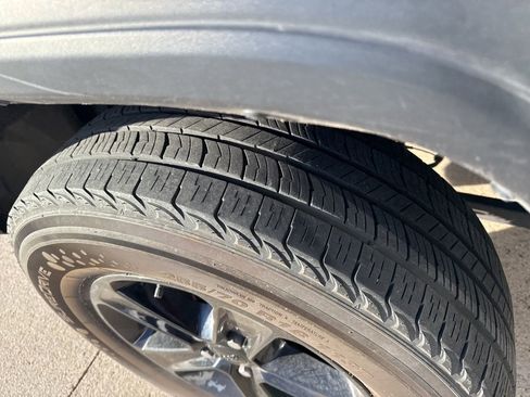 Used 2021 Jeep Wrangler Unlimited Sport image 11