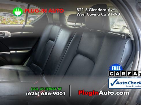 Used 2013 Lexus CT 200h w/ Leather Pkg FWD image 13