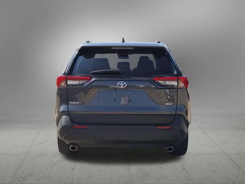 Used 2024 Toyota RAV4 XLE FWD image 5