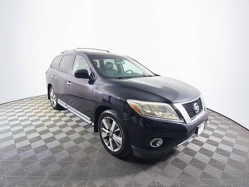 Used 2015 Nissan Pathfinder Platinum AWD/4WD image 3