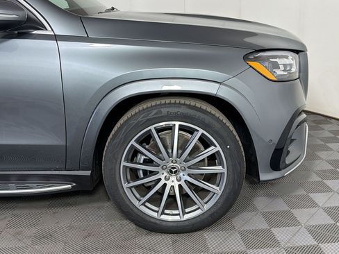 New 2026 Mercedes-Benz GLS 580 4MATIC image 12