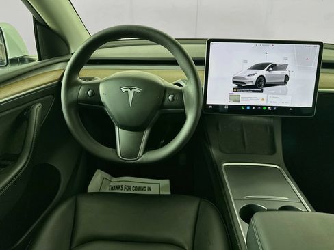 Used 2023 Tesla Model Y Long Range AWD/4WD image 25
