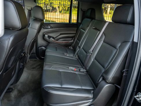 Used 2015 GMC Yukon XL SLT w/ Open Road Package RWD image 14