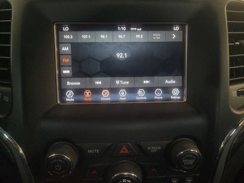 Used 2021 Jeep Grand Cherokee Laredo AWD/4WD image 25