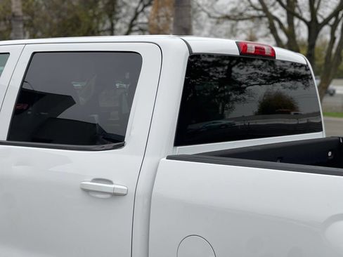Used 2017 Chevrolet Silverado 2500 LT w/ Z71 Package, Off-Road AWD/4WD image 40