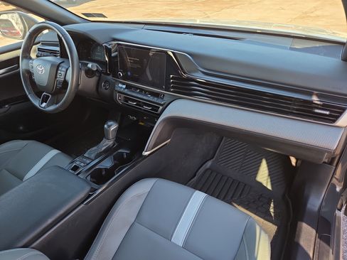 Certified 2025 Toyota Camry SE image 17