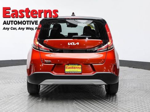 Used 2024 Kia Soul LX w/ Option Group 015 image 6