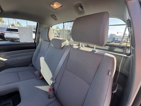 Used 2013 Toyota Tacoma 2WD Regular Cab image 18