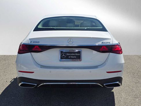 New 2026 Mercedes-Benz E 450 4MATIC Sedan image 4