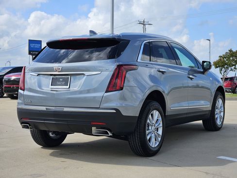 New 2026 Cadillac XT5 Luxury image 5