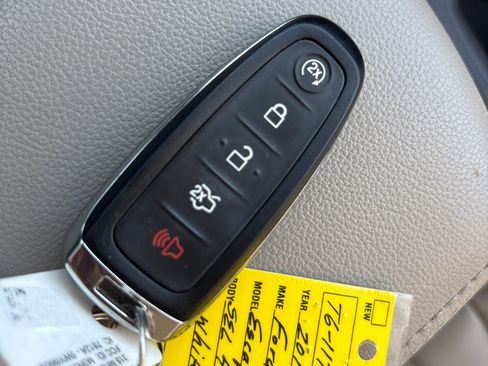 Used 2019 Ford Escape SEL AWD/4WD image 21