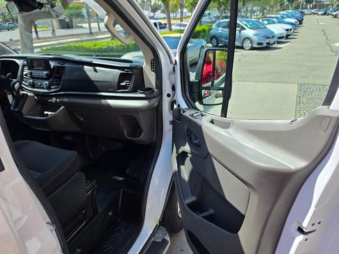 Used 2020 Ford Transit 250 Low Roof w/ Exterior Upgrade Package image 16