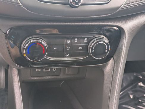 Used 2023 Buick Encore GX Preferred FWD image 26