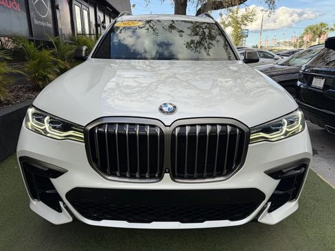 Used 2020 BMW X7 M50i w/ Executive Package image 2
