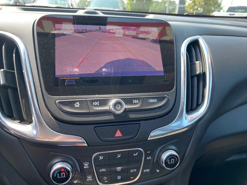 Used 2020 Chevrolet Equinox LT FWD image 22