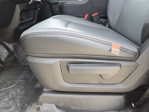 New 2026 RAM 5500 Tradesman image 16