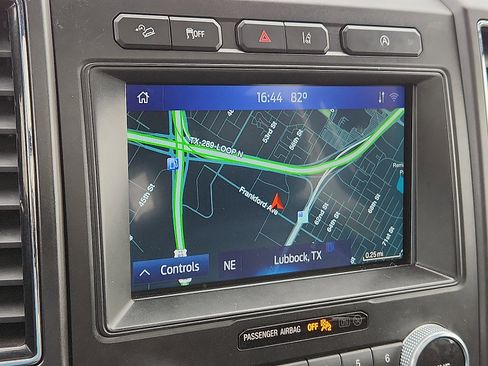 Used 2021 Ford Expedition Limited image 12