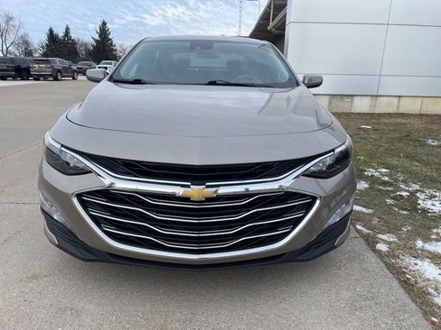 Used 2024 Chevrolet Malibu LT image 6