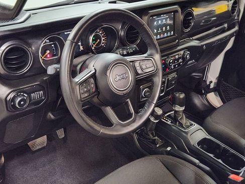 Used 2022 Jeep Wrangler Unlimited Sport AWD/4WD image 44