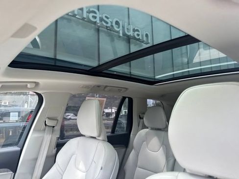 Certified 2023 Volvo XC90 B6 Plus AWD/4WD image 26