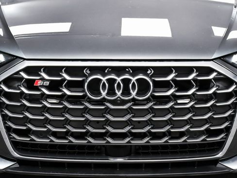 Used 2023 Audi S8 image 87