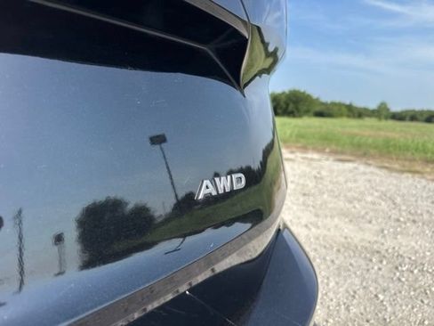 Used 2024 Nissan Rogue S AWD/4WD image 6
