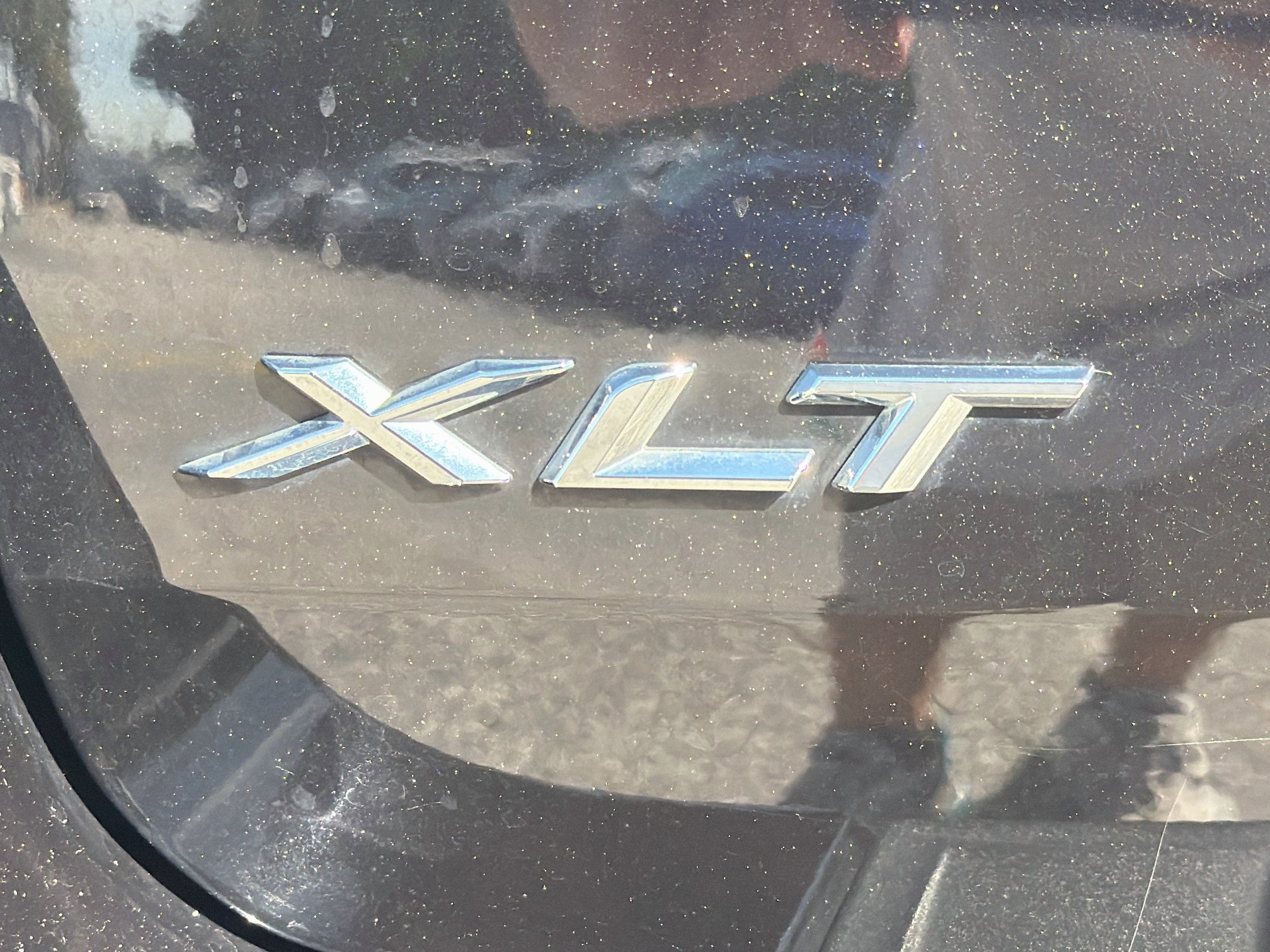 Used 2023 Ford Explorer XLT w/ Equipment Group 202A RWD image 11