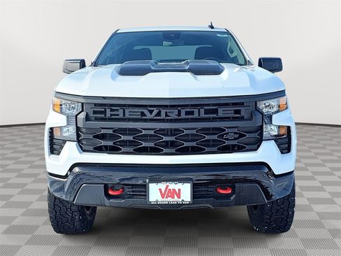New 2026 Chevrolet Silverado 1500 Custom Trail Boss w/ LPO, Dark Essentials Package image 2