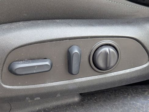 Used 2022 Chevrolet Blazer LT image 27