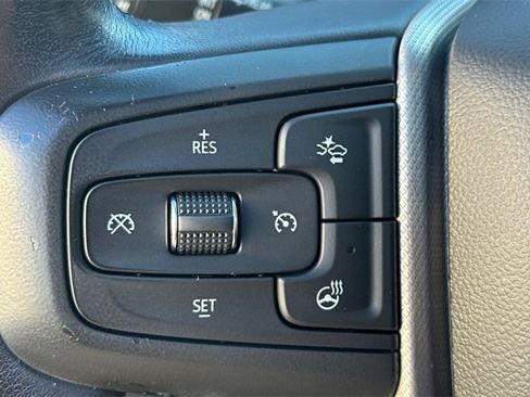 Used 2021 GMC Yukon XL Denali w/ Denali Premium Package image 33