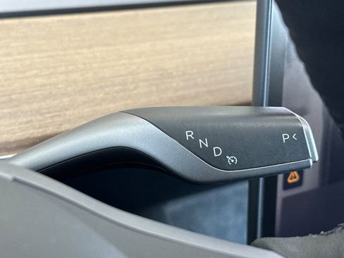 Used 2022 Tesla Model Y Performance AWD/4WD image 21