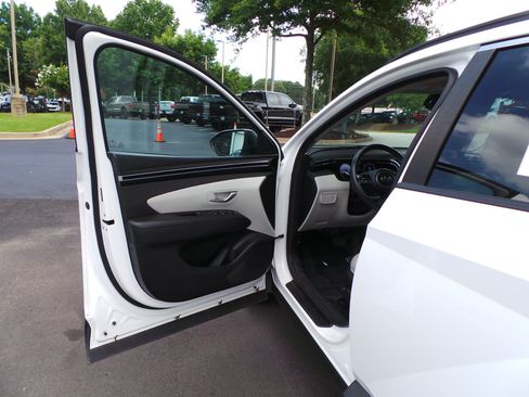Used 2023 Hyundai Tucson SEL w/ Convenience Package FWD image 24