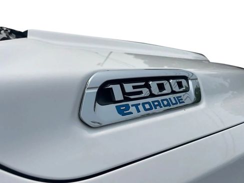 Used 2022 RAM 1500 Big Horn AWD/4WD image 11