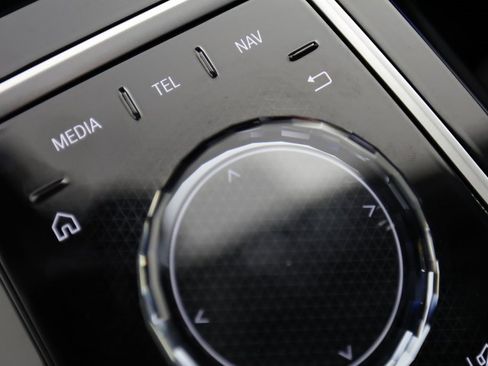 Used 2023 BMW i7 xDrive60 image 29