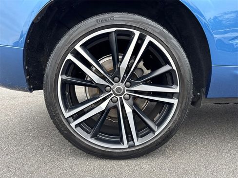 Used 2018 Volvo XC60 T6 R-Design w/ Convenience Package image 17