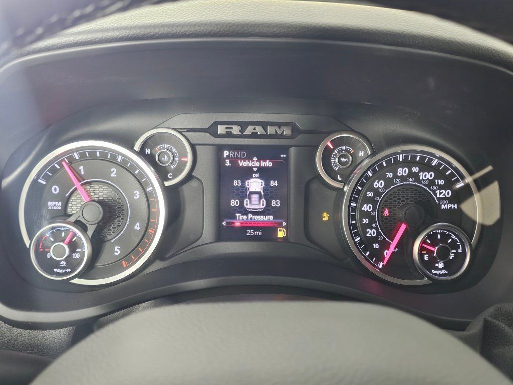 New 2026 RAM 3500 Big Horn AWD/4WD image 25