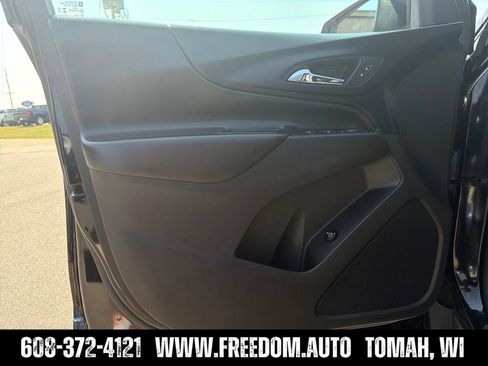 Used 2024 Chevrolet Equinox LT AWD/4WD image 10