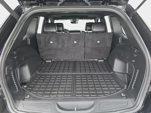 Used 2021 Jeep Grand Cherokee Limited w/ Premium Lighting Group image 16