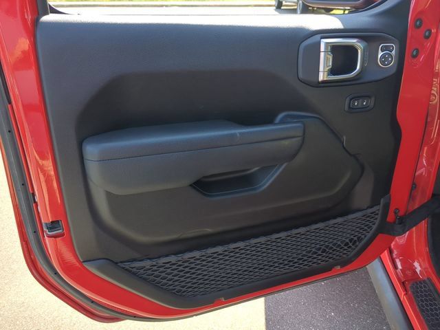 Used 2022 Jeep Wrangler Sport AWD/4WD image 19