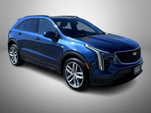 Used 2019 Cadillac XT4 Sport AWD/4WD image 3